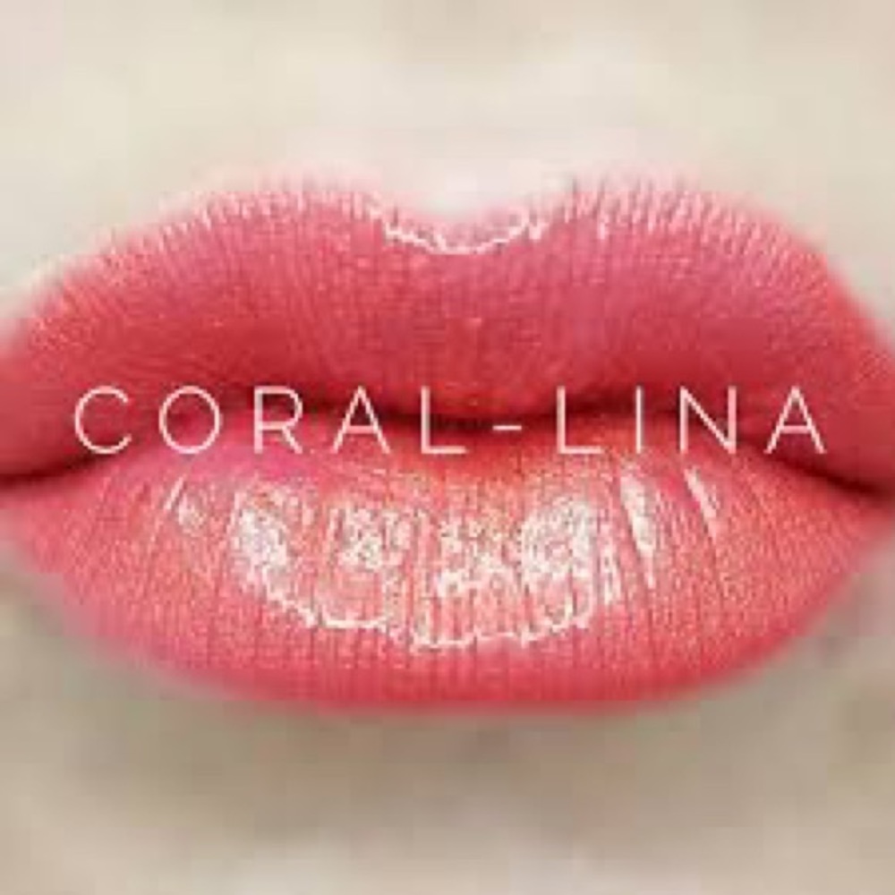 Lipsense by Sengence. Shade: Coral Lina. NWT. - Picture 1 of 3
